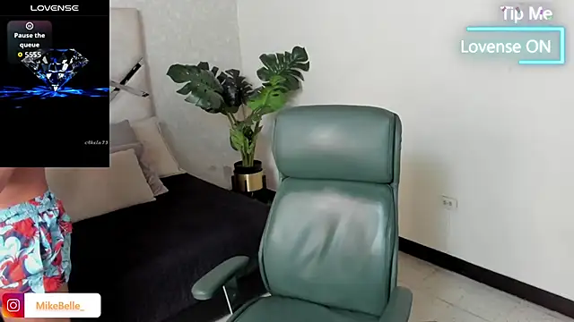 mike belle online show from October 23, 8:51 pm