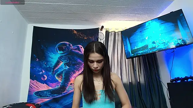 HotCouple 697 online show from December 29, 6:16 pm