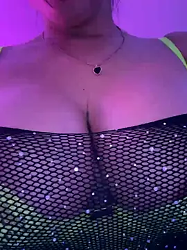 Snapshot of tamara_jay chatting on December 14, 8:34 am tamara jay online show from December 14, 8:34 am