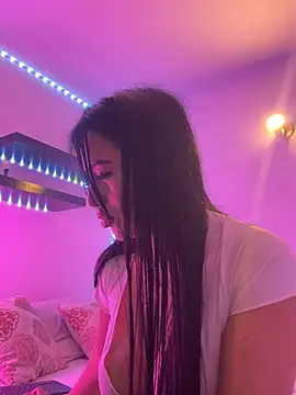 Snapshot of tamara_jay chatting on January 31, 1:01 am tamara jay online show from January 31, 1:01 am