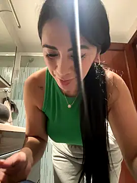 Snapshot of tamara_jay chatting on November 13, 8:30 pm tamara jay online show from November 13, 8:30 pm