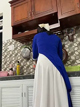    Erin    online show from June 9, 3:12 pm