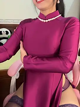    Erin    online show from June 11, 2:59 pm