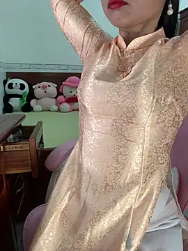    Erin    online show from June 26, 1:21 am