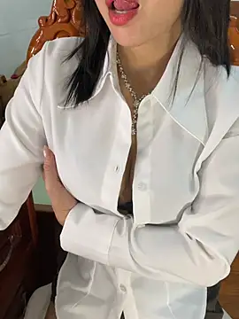    Erin    online show from June 30, 3:02 pm