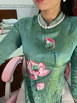    Erin    online show from July 15, 2:33 pm
