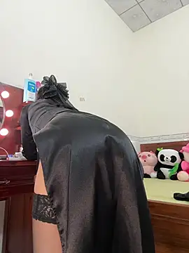    Erin    online show from July 26, 3:14 am