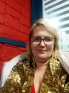 Snapshot of Forest-Lady chatting on December 8, 5:44 pm Forest-Lady online show from December 8, 5:44 pm