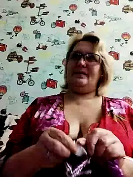 Snapshot of Forest-Lady chatting on December 13, 4:05 pm Forest-Lady online show from December 13, 4:05 pm