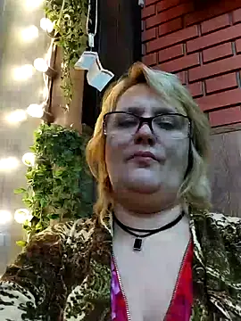 Snapshot of Forest-Lady chatting on December 29, 6:27 pm Forest-Lady online show from December 29, 6:27 pm