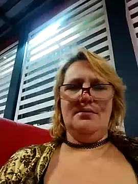 Snapshot of Forest-Lady chatting on January 17, 8:33 pm Forest-Lady online show from January 17, 8:33 pm