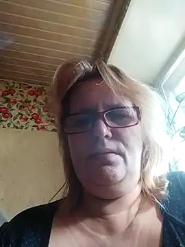 Snapshot of Forest-Lady chatting on September 28, 9:03 am Forest-Lady online show from September 28, 9:03 am