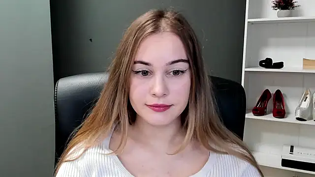 kitty valeria online show from March 1, 2:30 pm