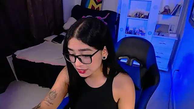 Snapshot of thalia_066 chatting on September 25, 8:45 pm thalia 066 online show from September 25, 8:45 pm