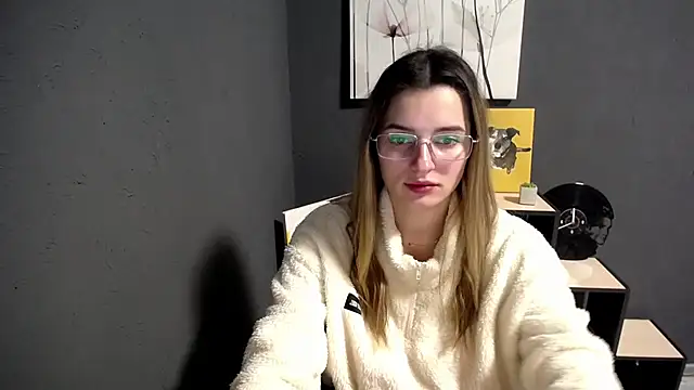 lady olivia  online show from November 21, 1:21 pm