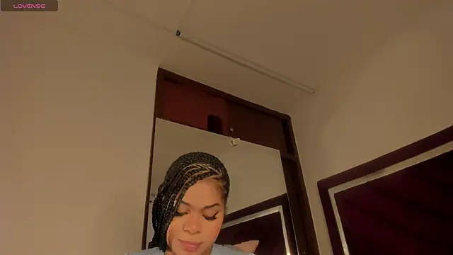 Samanntha Rose online show from February 6, 7:07 pm