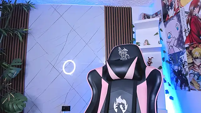 Victoria Adams14 online show from February 20, 12:25 pm