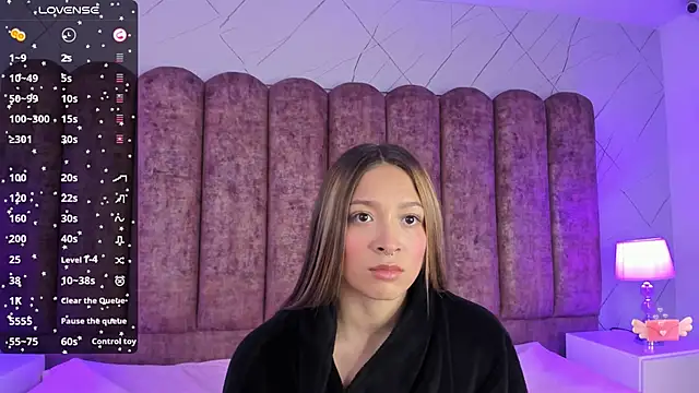 Victoria Adams14 online show from March 19, 2:46 pm