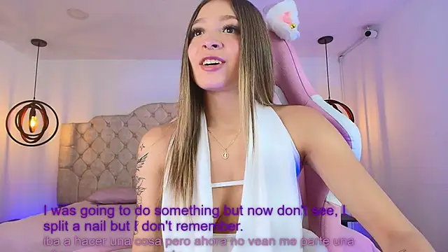 Victoria Adams14 online show from April 27, 4:21 am