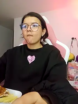 azumiichan online show from March 14, 12:50 am