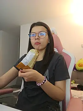 azumiichan online show from July 12, 1:29 am