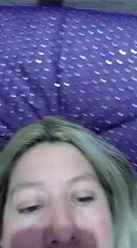 Snapshot of arisha_katy1 chatting on December 18, 3:26 am arisha katy1 online show from December 18, 3:26 am