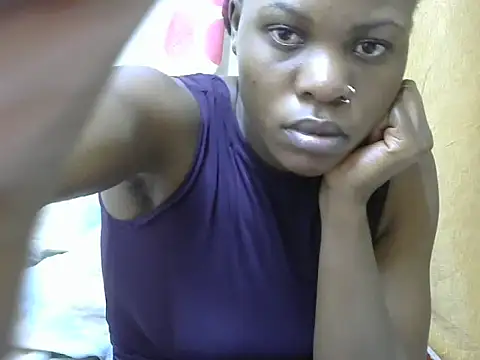 Snapshot of Ebony_jojo chatting on April 15, 9:37 pm Ebony jojo online show from April 15, 9:37 pm