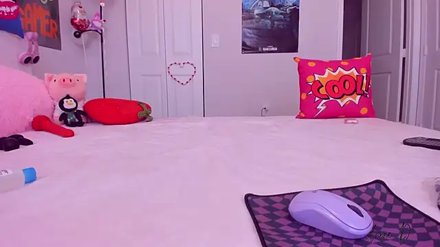 AngieDaniels1 online show from February 12, 12:44 pm