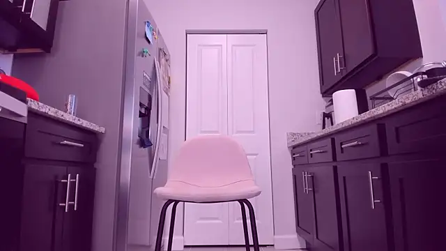 AngieDaniels1 online show from November 12, 2:39 pm