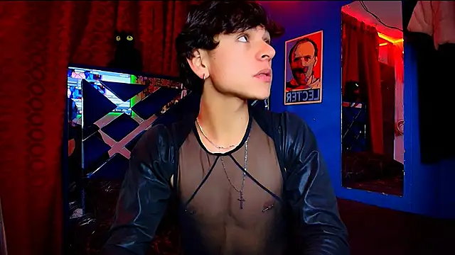 Luke Howland online show from November 29, 12:46 am