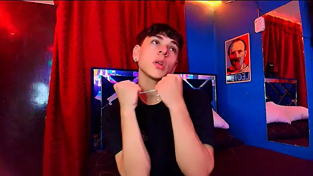 Luke Howland online show from February 10, 12:15 am