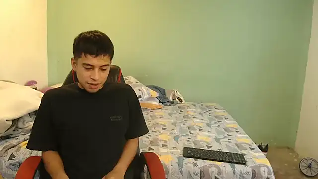 danielitopapuu online show from June 25, 2:32 pm
