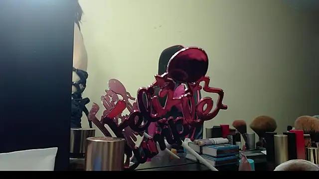 Carol Scottt online show from February 8, 6:33 am