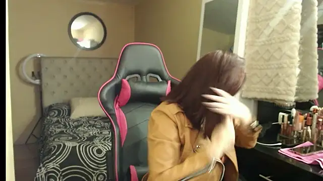 Carol Scottt online show from October 9, 10:52 pm