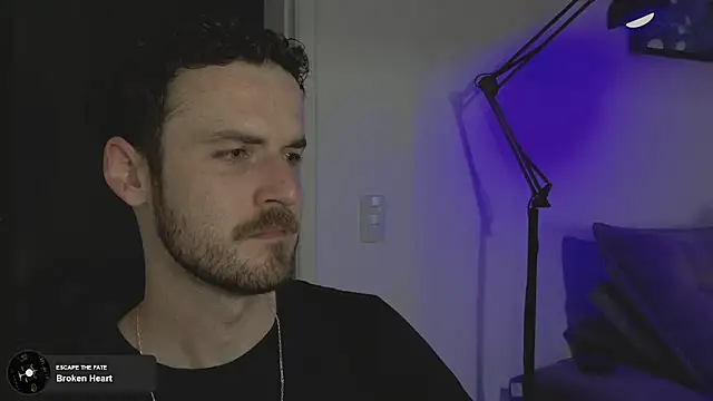 sexxxsutra online show from October 16, 10:33 pm