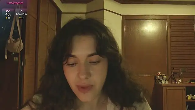 Snapshot of sadetuiningaa chatting on March 19, 5:50 pm sadetuiningaa online show from March 19, 5:50 pm