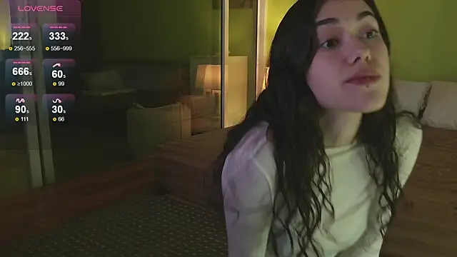 Snapshot of sadetuiningaa chatting on September 19, 12:56 am sadetuiningaa online show from September 19, 12:56 am