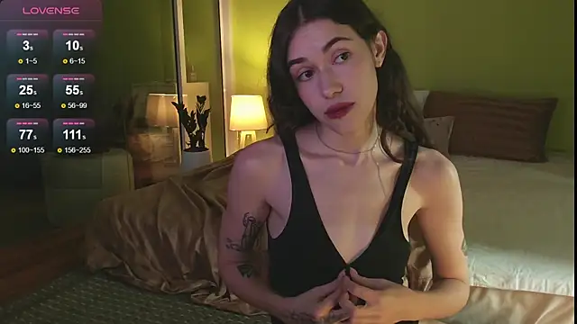 Snapshot of sadetuiningaa chatting on October 3, 12:29 am sadetuiningaa online show from October 3, 12:29 am