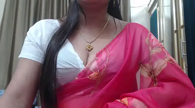 desi-maisa130 online show from December 4, 6:17 pm