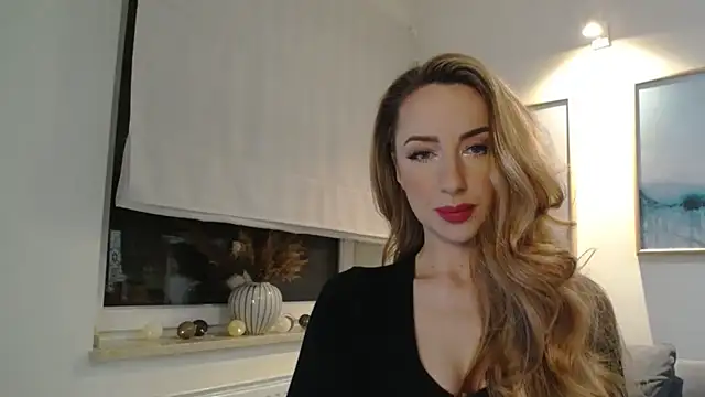 JulietteDiamond online show from March 7, 4:11 pm