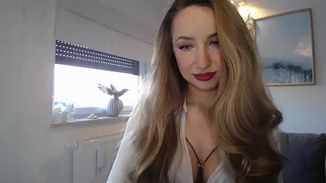 JulietteDiamond online show from March 9, 3:16 pm