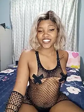 Snapshot of charmainexxx chatting on February 27, 10:09 pm charmainexxx online show from February 27, 10:09 pm