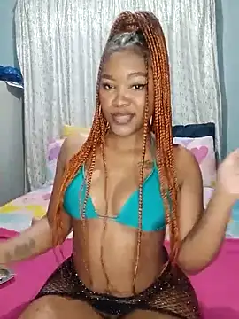 Snapshot of charmainexxx chatting on March 10, 6:16 am charmainexxx online show from March 10, 6:16 am