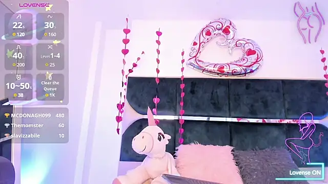 Snapshot of Victoria_west chatting on March 3, 2:59 pm Victoria west online show from March 3, 2:59 pm