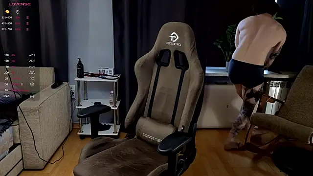 pleasure8869 online show from October 31, 1:34 pm