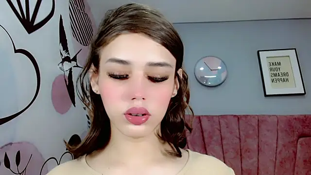 Snapshot of ValeriaAguilar chatting on January 10, 2:23 pm ValeriaAguilar online show from January 10, 2:23 pm