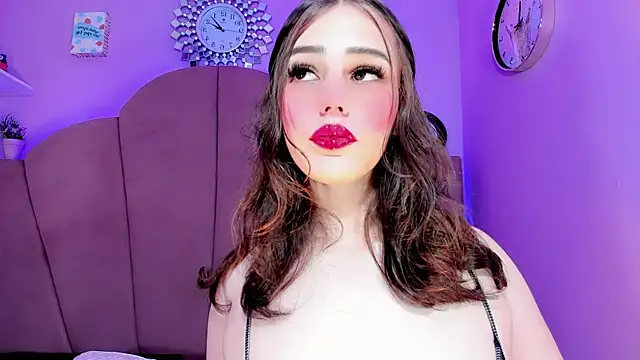 Snapshot of ValeriaAguilar chatting on October 10, 9:25 pm ValeriaAguilar online show from October 10, 9:25 pm