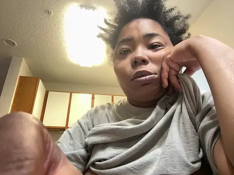 Snapshot of JCCaramelbarbie1 chatting on January 12, 10:33 pm JCCaramelbarbie1 online show from January 12, 10:33 pm