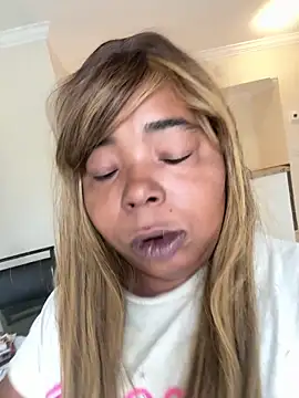 Snapshot of JCCaramelbarbie1 chatting on December 16, 2:55 pm JCCaramelbarbie1 online show from December 16, 2:55 pm