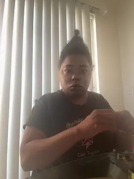 JCCaramelbarbie1 online show from May 9, 11:59 am